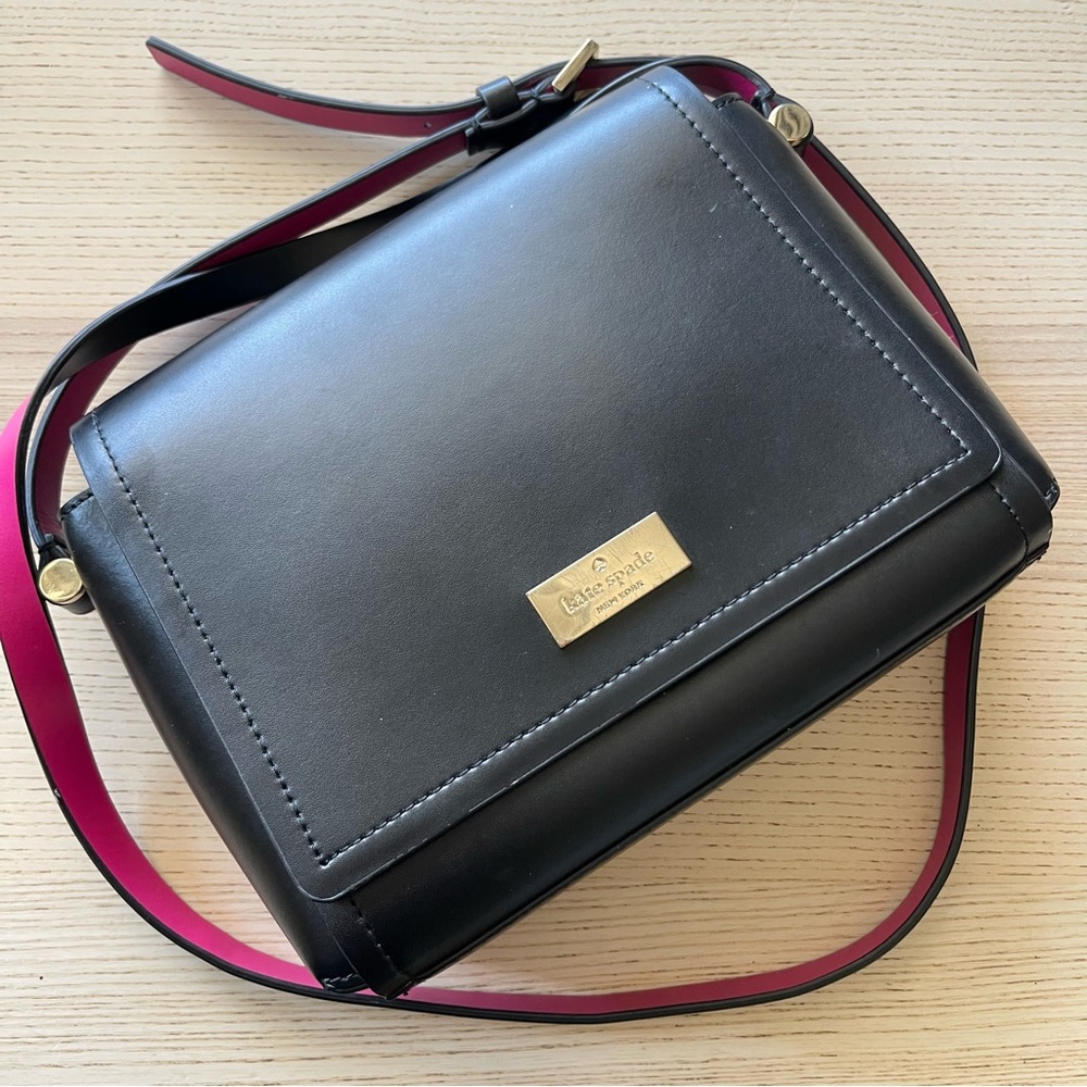 Black and bubblegum pink kate spade purse